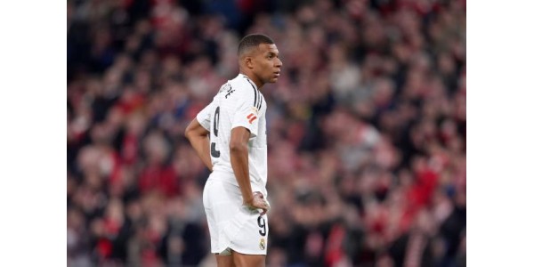 Spillere, der er for unge, er ikke egnede til at slutte sig til Real Madrid Spillere, der er for unge, er ikke egnede til at slutte sig til Real Madrid